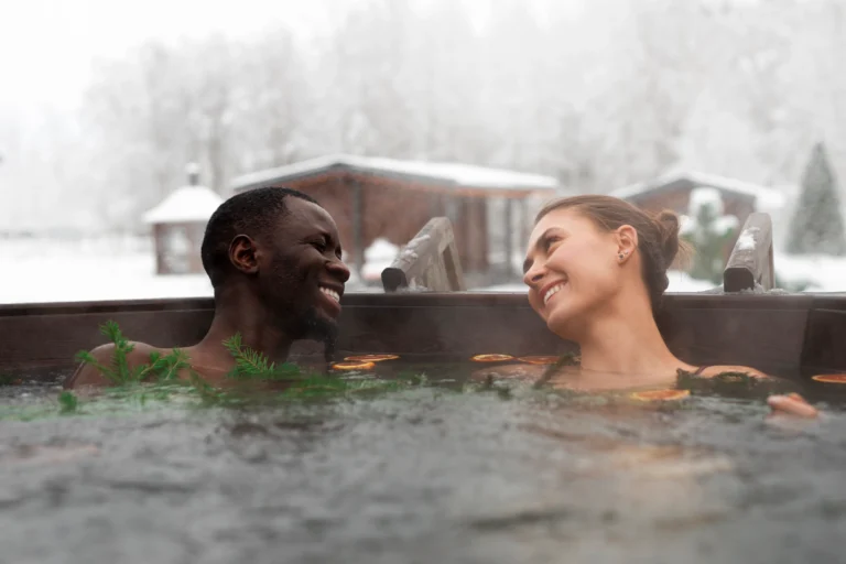 A couple is enjoying in a tub